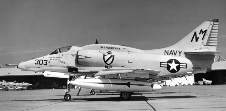 va-23 black knights attack squadron a-4f skyhawk cvw-19 uss ticonderoga cva 14