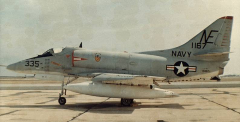 attack squadron va-23 black knights a4d-2 skyhawk carrier air group cvg-2 uss midway cva 41 vietnam war atkron