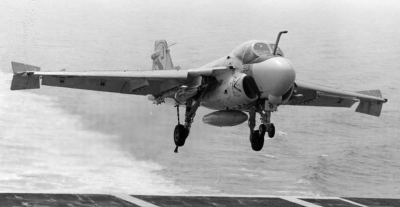 va-35 black panthers attack squadron a-6e intruder  landing aboard uss nimitz cvn 68