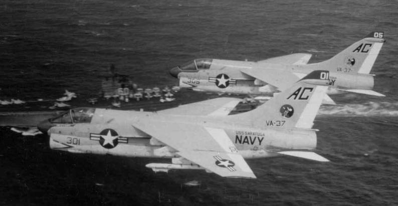 va-37 bulls atkron a-7e corsair ii carrier air wing cvw-3 uss saratoga cv 60