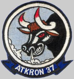 va-37 bulls patch crest insignia badge attack squadron atkron