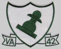 va-42 green pawns thunderbolts crest insignia patch badge us navy