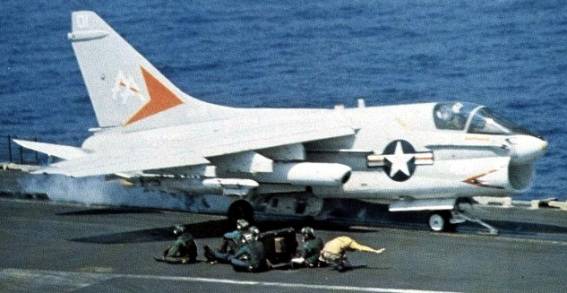 va-81 sunliners attack squadron atkron us navy corsair skyhawk crusaders uss saratoga forrestal