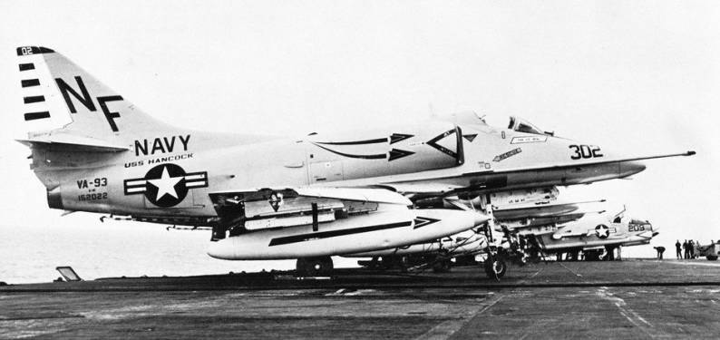 attack squadron va-93 blue blazers a-4e skyhawk cvw-5 uss hancock cva 19