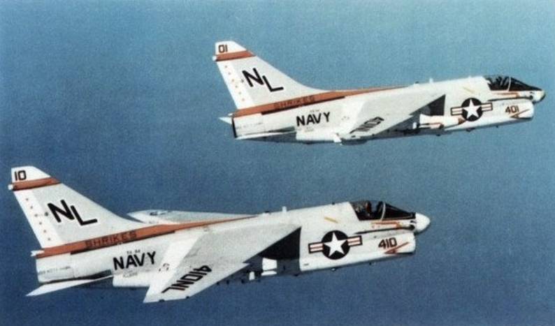 va-94 mighty shrikes a-7e corsair ii carrier air wing cvw-15 uss kitty hawk cv 63