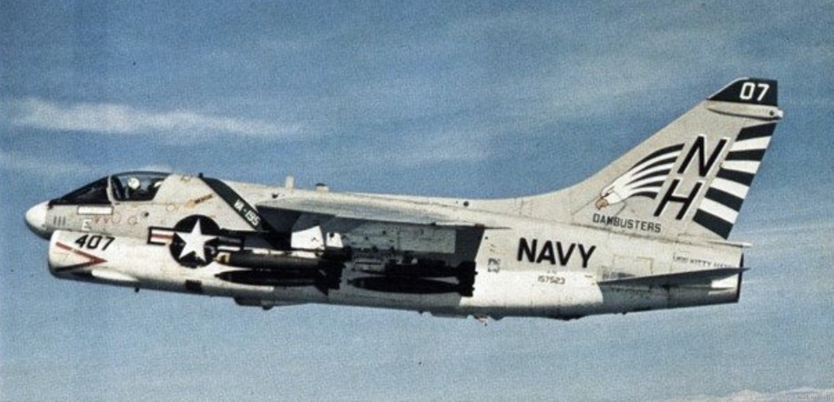 va-195 dambusters attack squadron a-7e corsair ii carrier air wing cvw-11 uss kitty hawk cv-63 19
