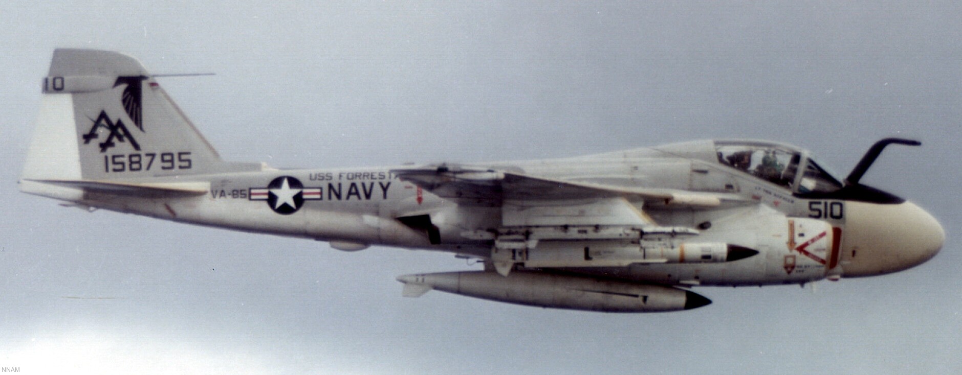 va-85 black falcons attack squadron us navy a-6e intruder carrier air wing cvw-17 uss forrestal cv-59 07 agm-78 standard arm missile