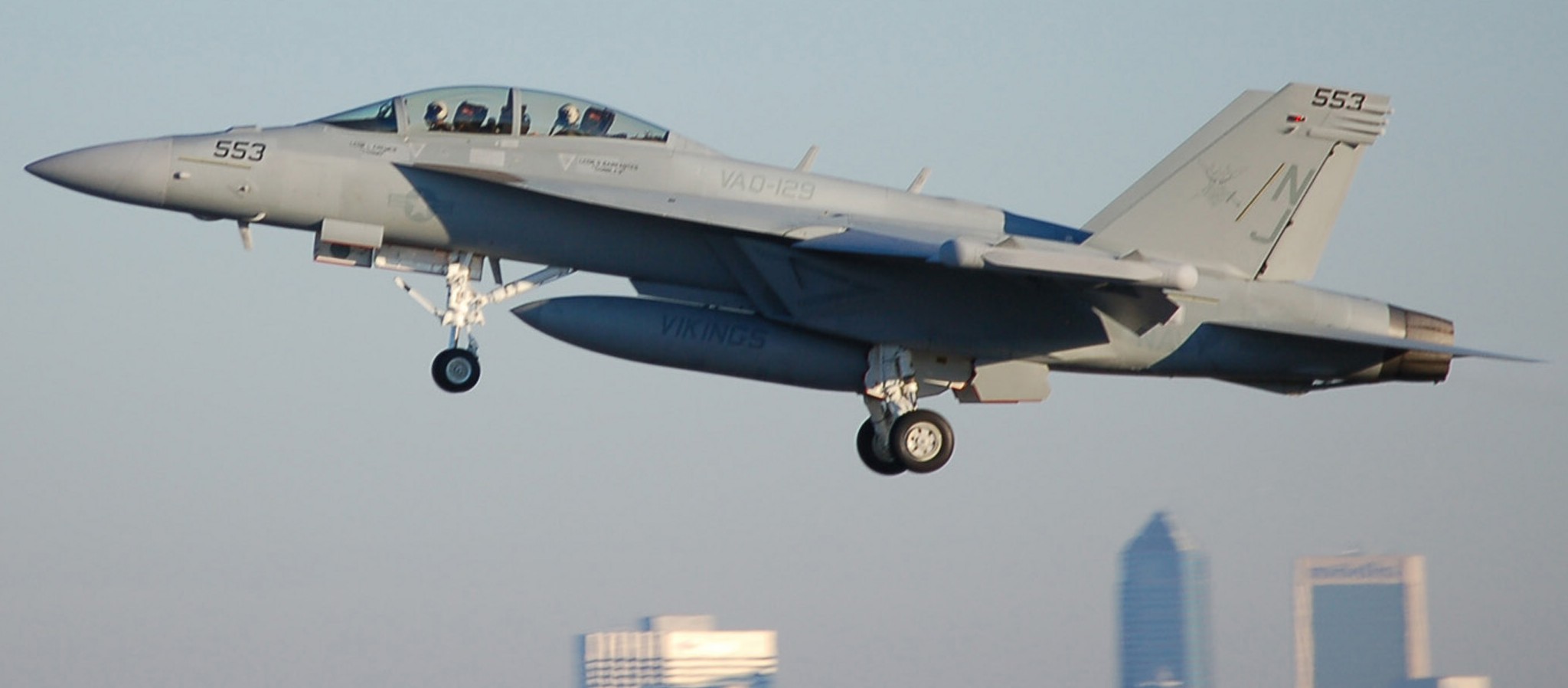 vaq-129 vikings electronic attack squadron fleet replacement frs us navy ea-18g growler 42