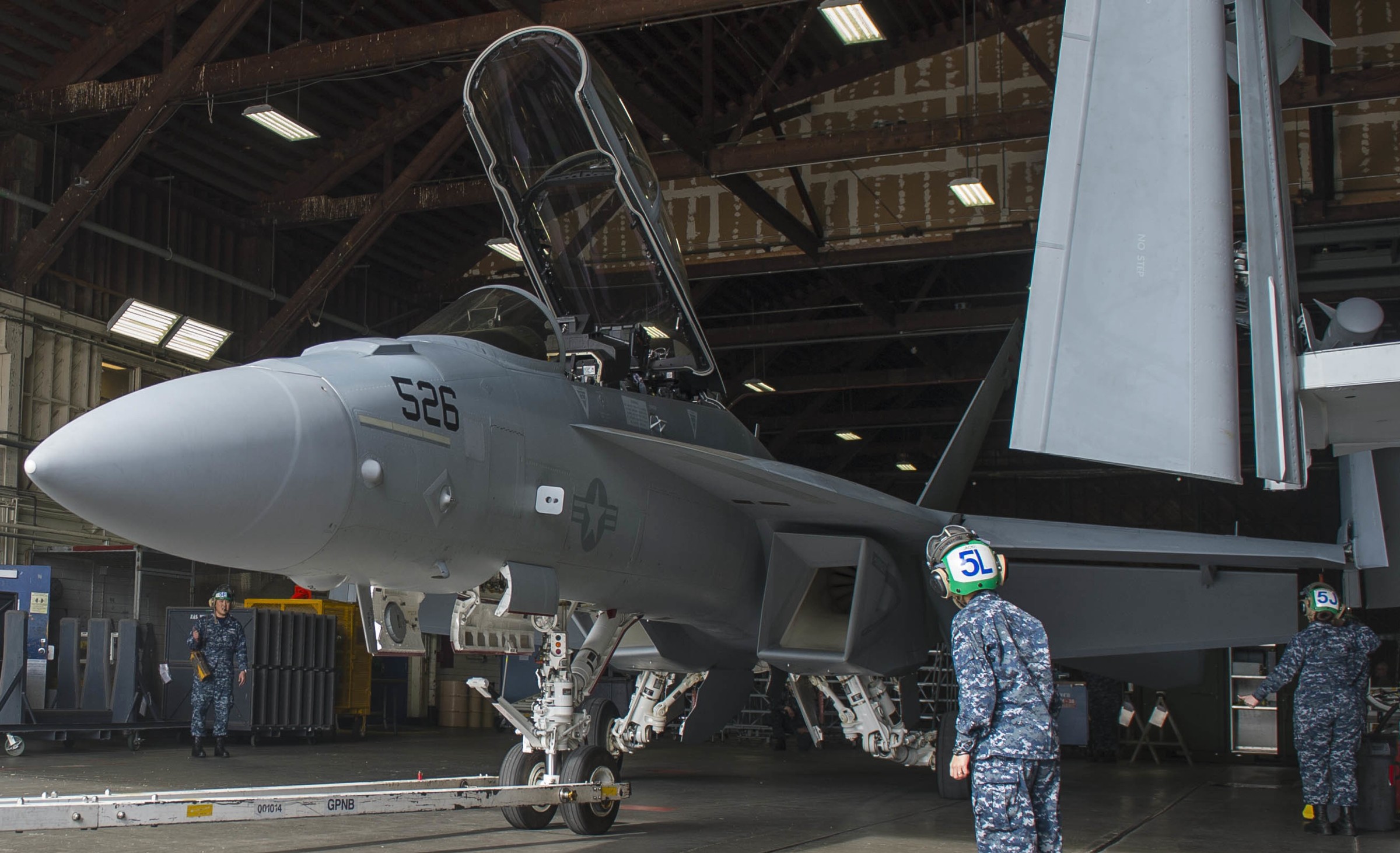 vaq-129 vikings electronic attack squadron fleet replacement frs us navy ea-18g growler 51