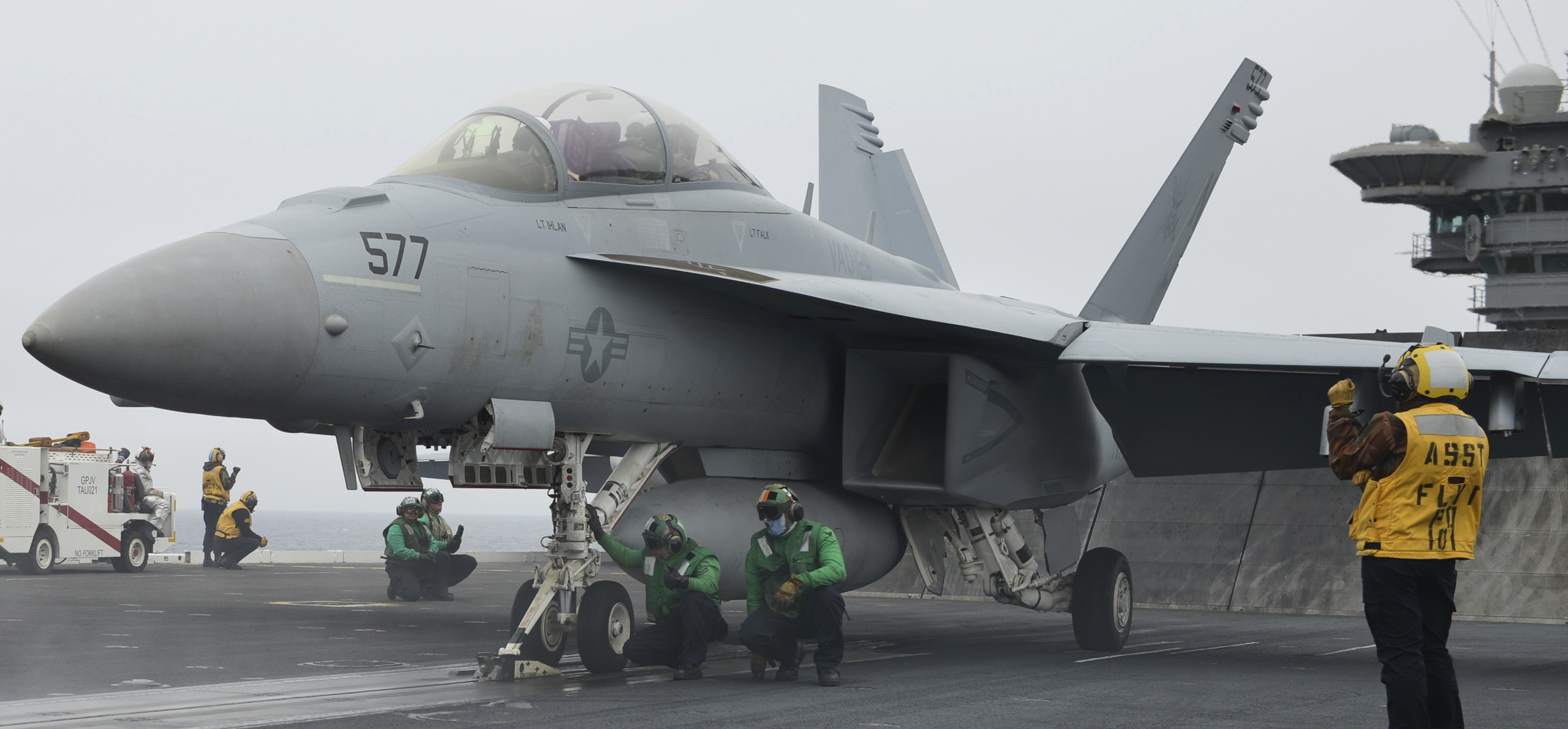 vaq-129 vikings electronic attack squadron fleet replacement frs us navy ea-18g growler 53 uss nimitz cvn-68