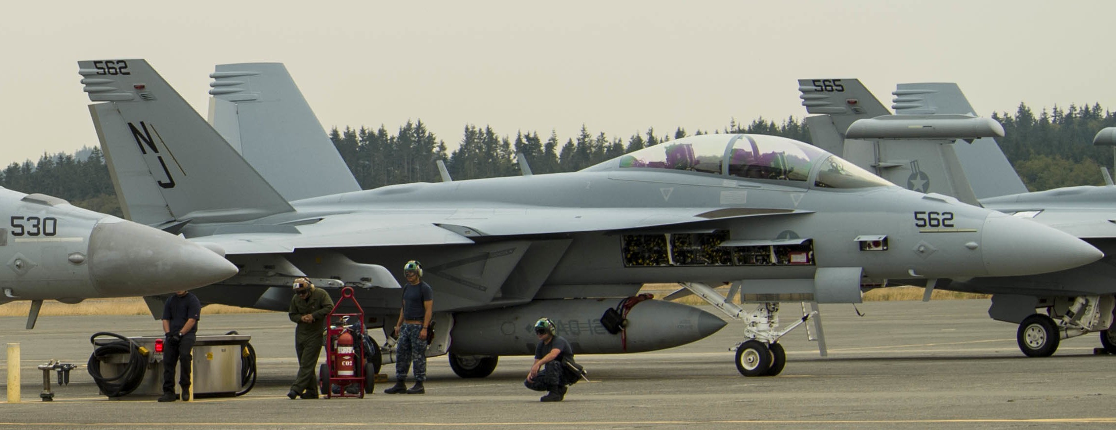 vaq-129 vikings electronic attack squadron fleet replacement frs us navy ea-18g growler 83