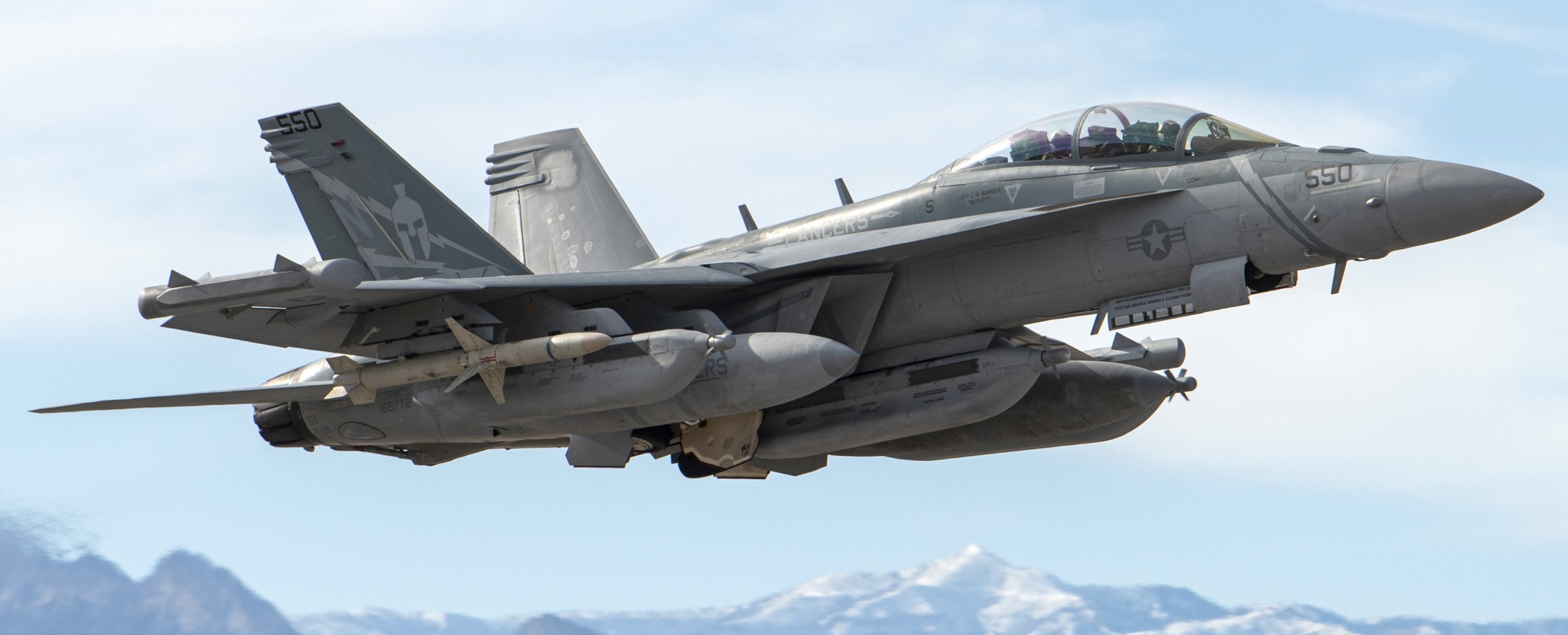 vaq-131 lancers electronic attack squadron vaqron us navy boeing ea-18g growler nellis afb nevada red flag exercise 22