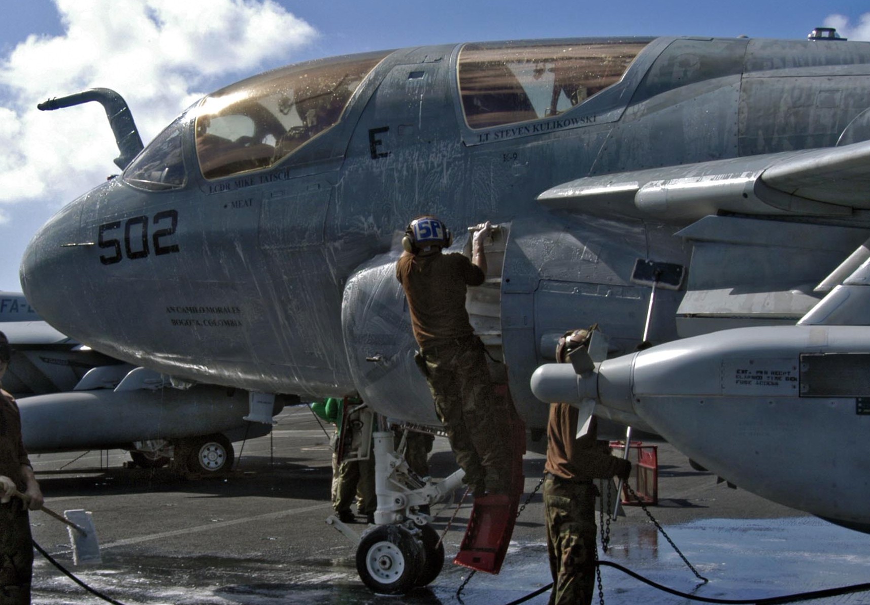 vaq-131 lancers electronic attack squadron vaqron us navy grumman ea-6b prowler carrier air wing cvw-2 uss abraham lincoln cvn-72 54