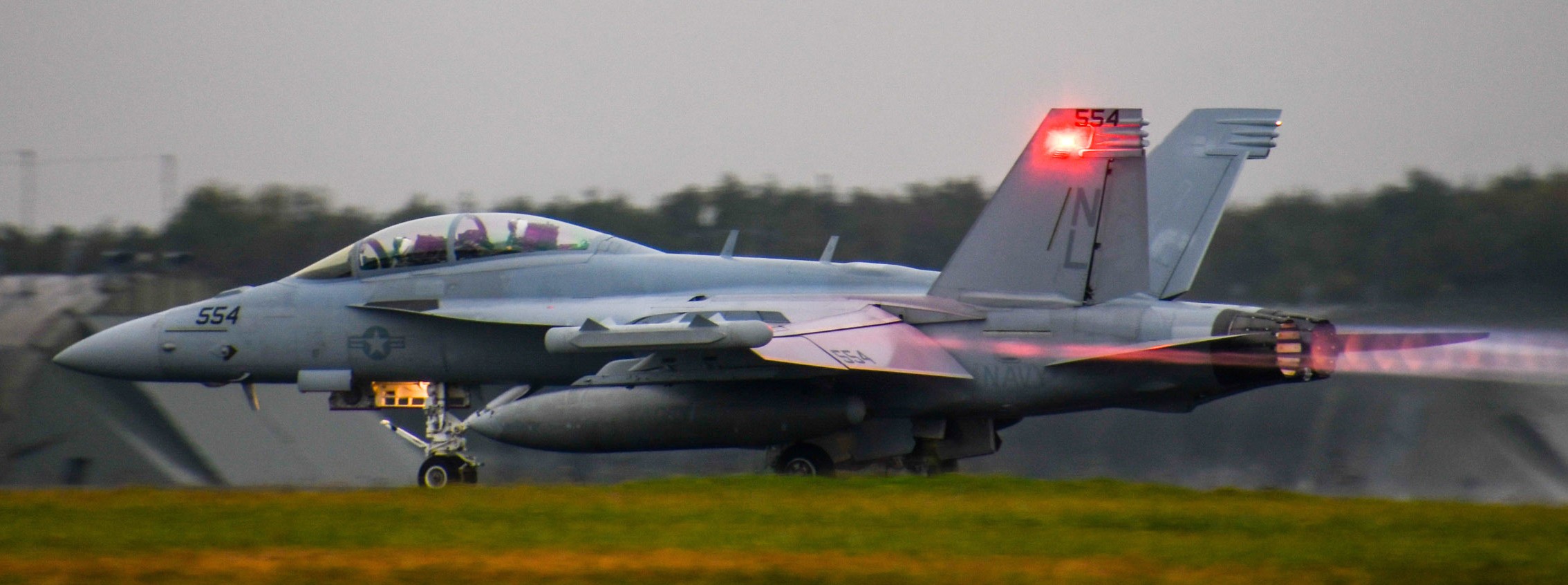 vaq-131 lancers electronic attack squadron vaqron us navy boeing ea-18g growler misawa air base japan 72