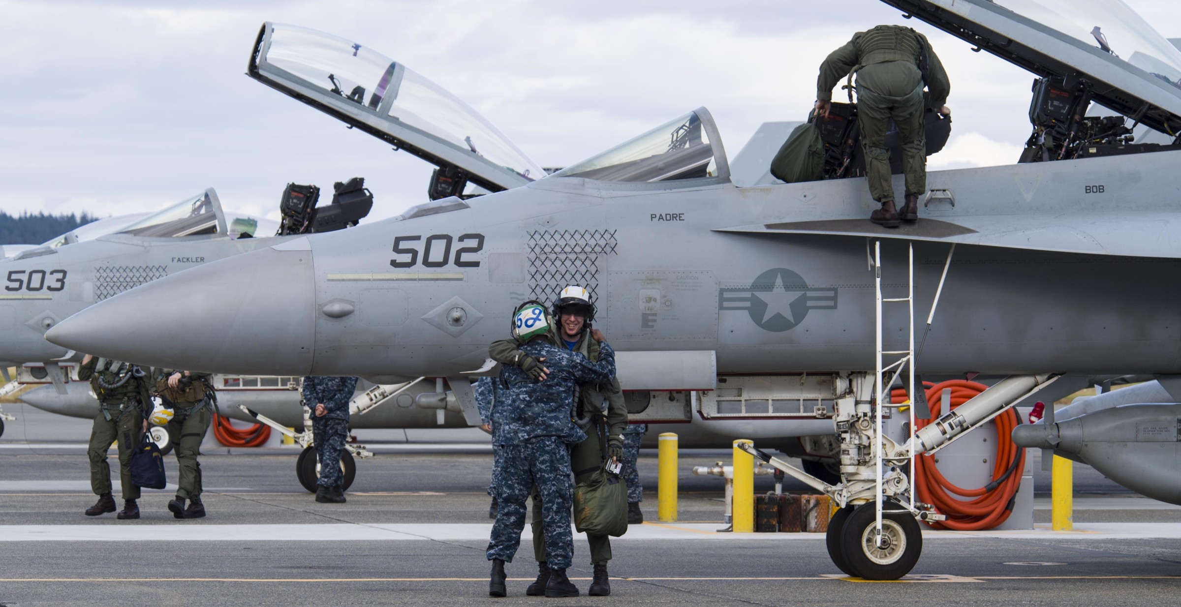 vaq-131 lancers electronic attack squadron vaqron us navy boeing ea-18g growler nas whidbey island washington 101