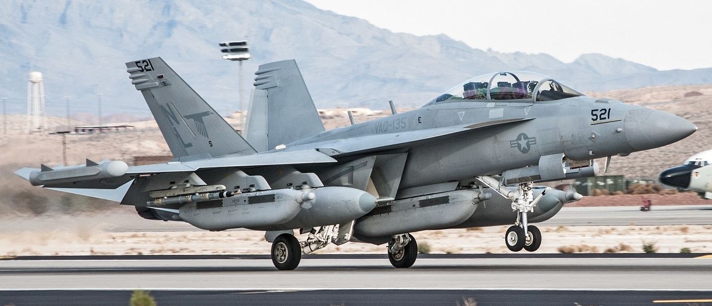vaq-135 black ravens electronic attack squadron vaqron us navy boeing ea-18g growler exercise red flag nellis afb nevada 45