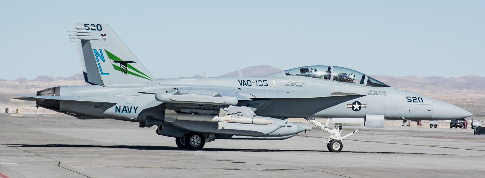 vaq-135 black ravens electronic attack squadron vaqron us navy boeing ea-18g growler nas ´fallon 54