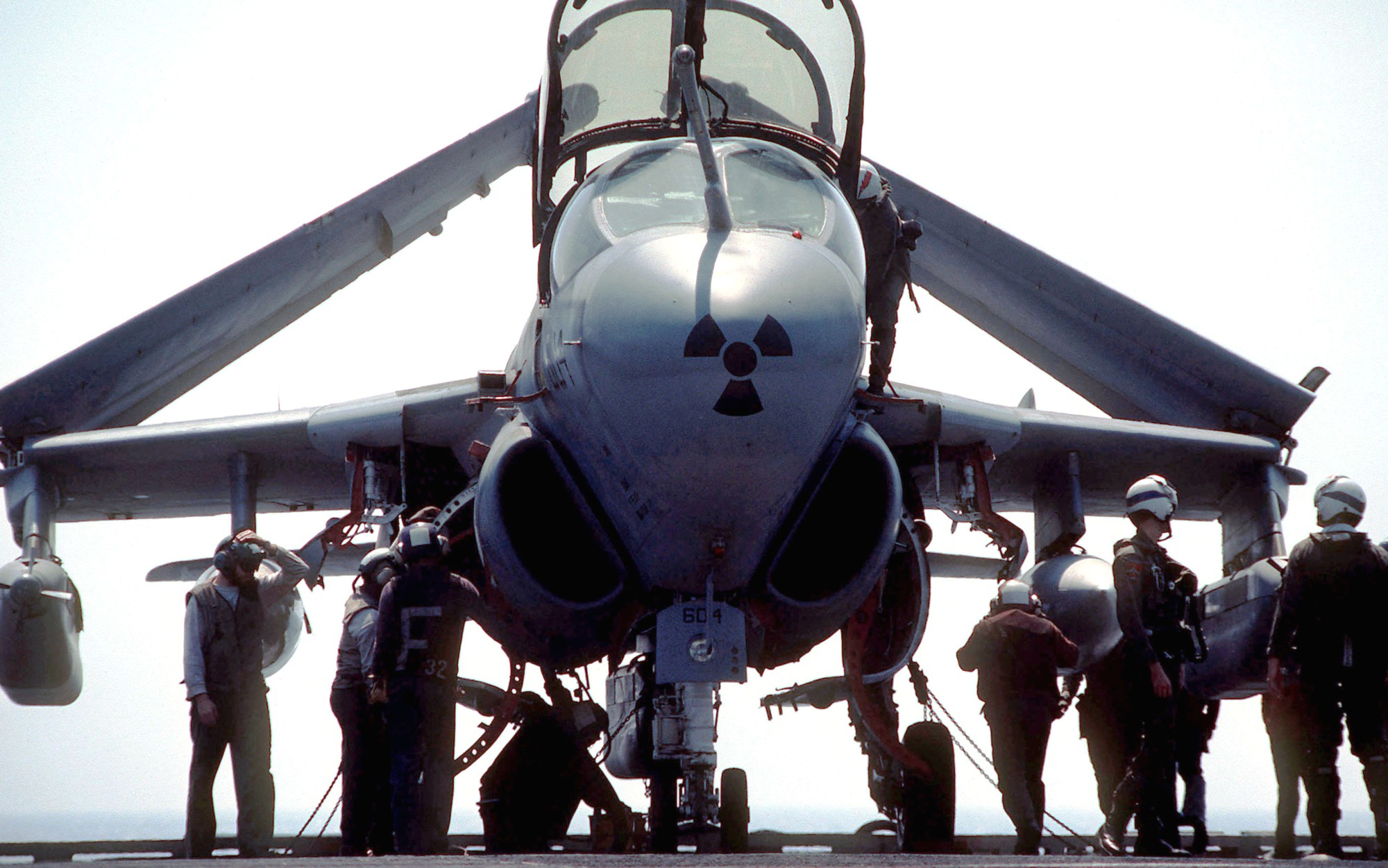 vaq-135 black ravens tactical electronic warfare squadron tacelron us navy gruman ea-6b prowler cvw-1 uss america cv-66 79