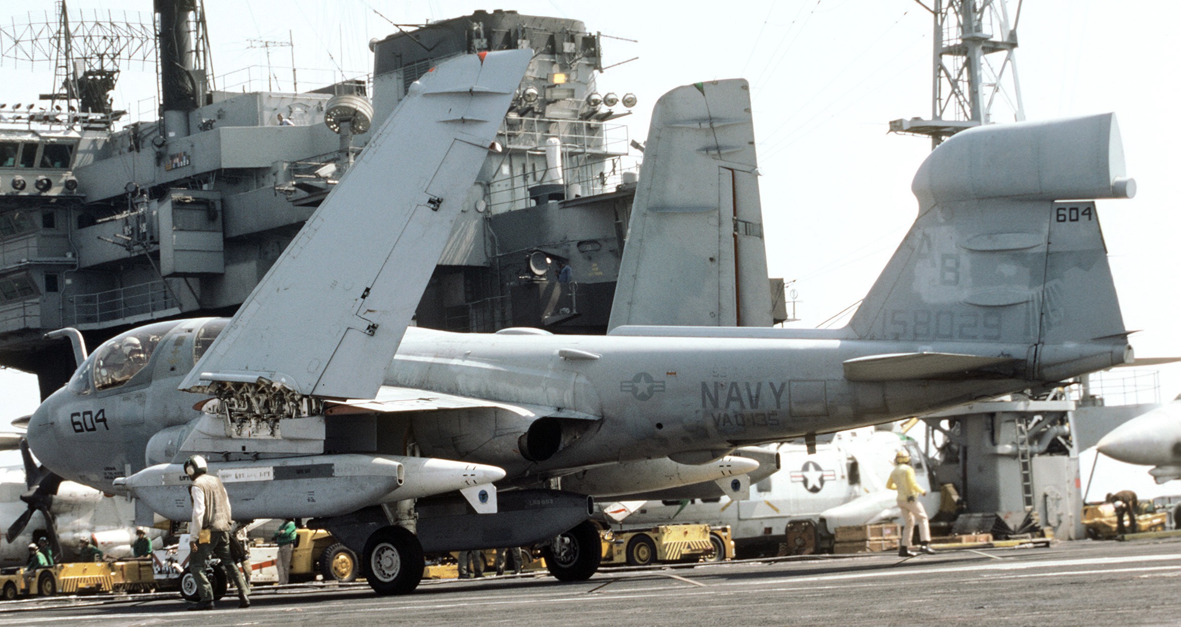 vaq-135 black ravens tactical electronic warfare squadron tacelron us navy gruman ea-6b prowler cvw-1 uss america cv-66 80