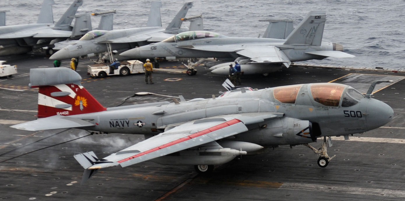 vaq-136 gauntlets electronic attack squadron vaqron us navy ea-6b prowler carrier air wing cvw-5 uss george washington cvn-73 25