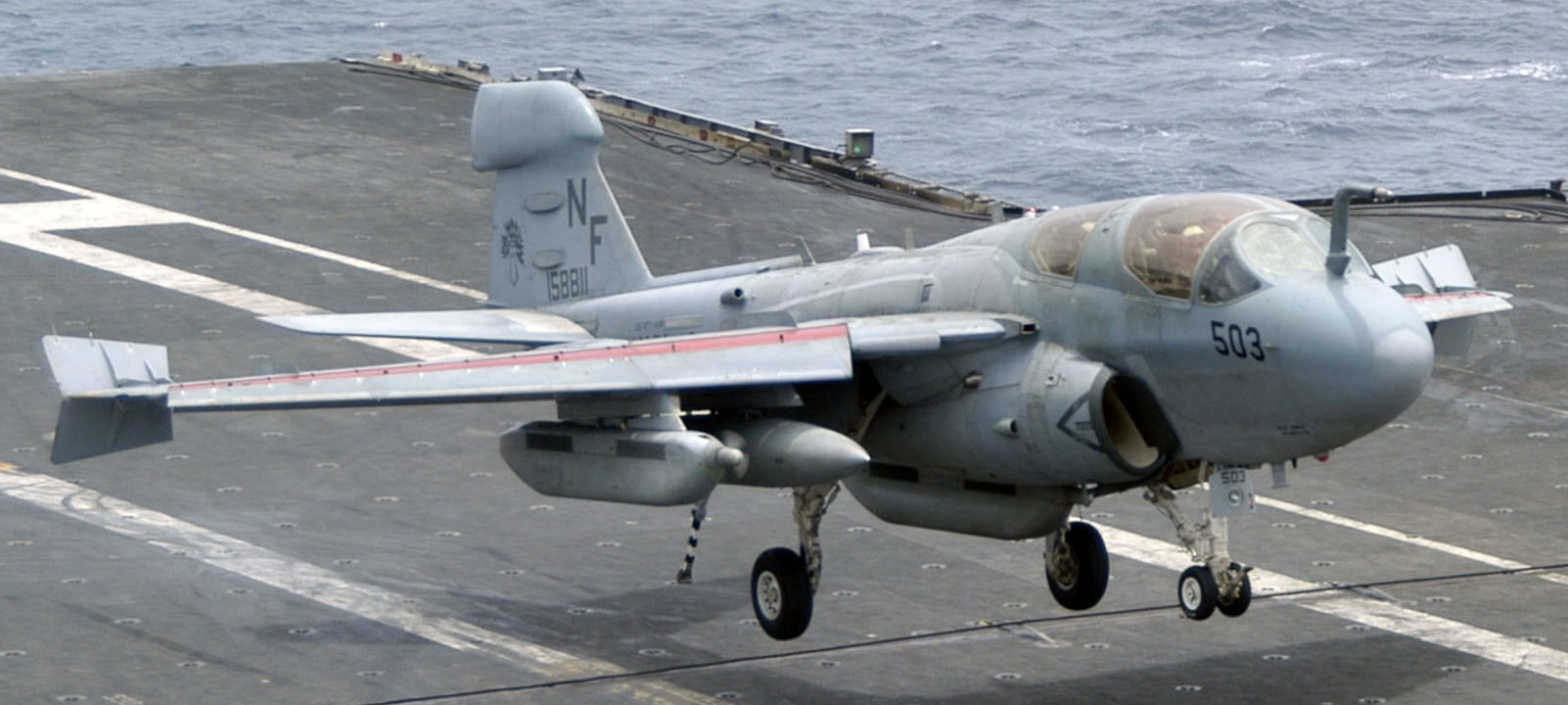 vaq-136 gauntlets electronic attack squadron vaqron us navy ea-6b prowler carrier air wing cvw-5 uss kitty hawk cv-63 56