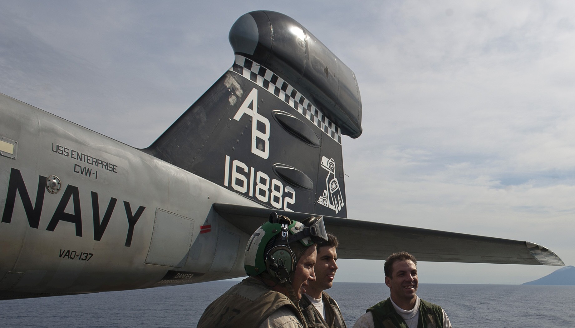 vaq-137 rooks electronic attack squadron us navy ea-6b prowler carrier air wing cvw-1 uss enterprise cvn-65 35