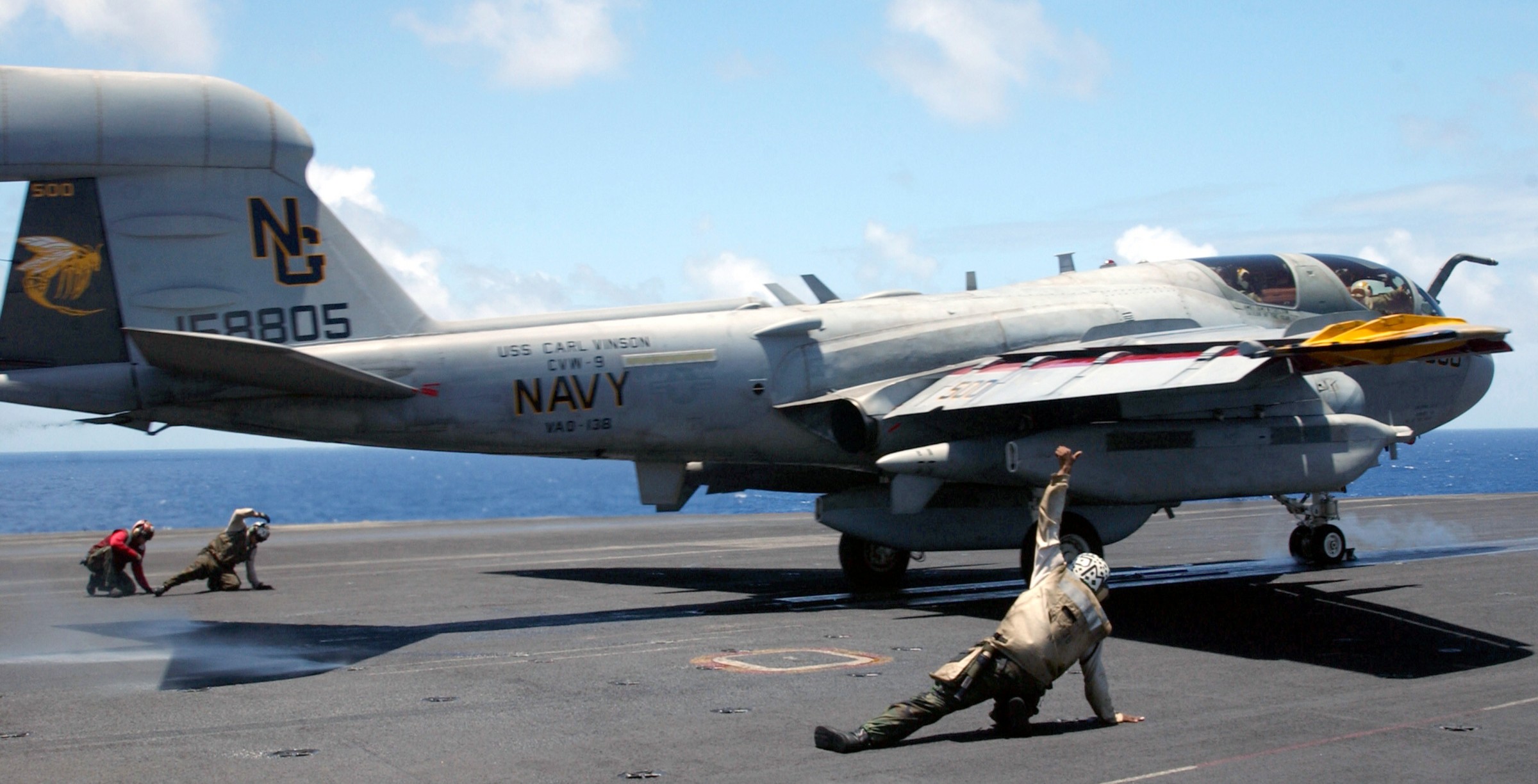 vaq-138 yellowjackets electronic attack squadron us navy ea-6b prowler carrier air wing cvw-9 uss carl vinson cvn-70 07