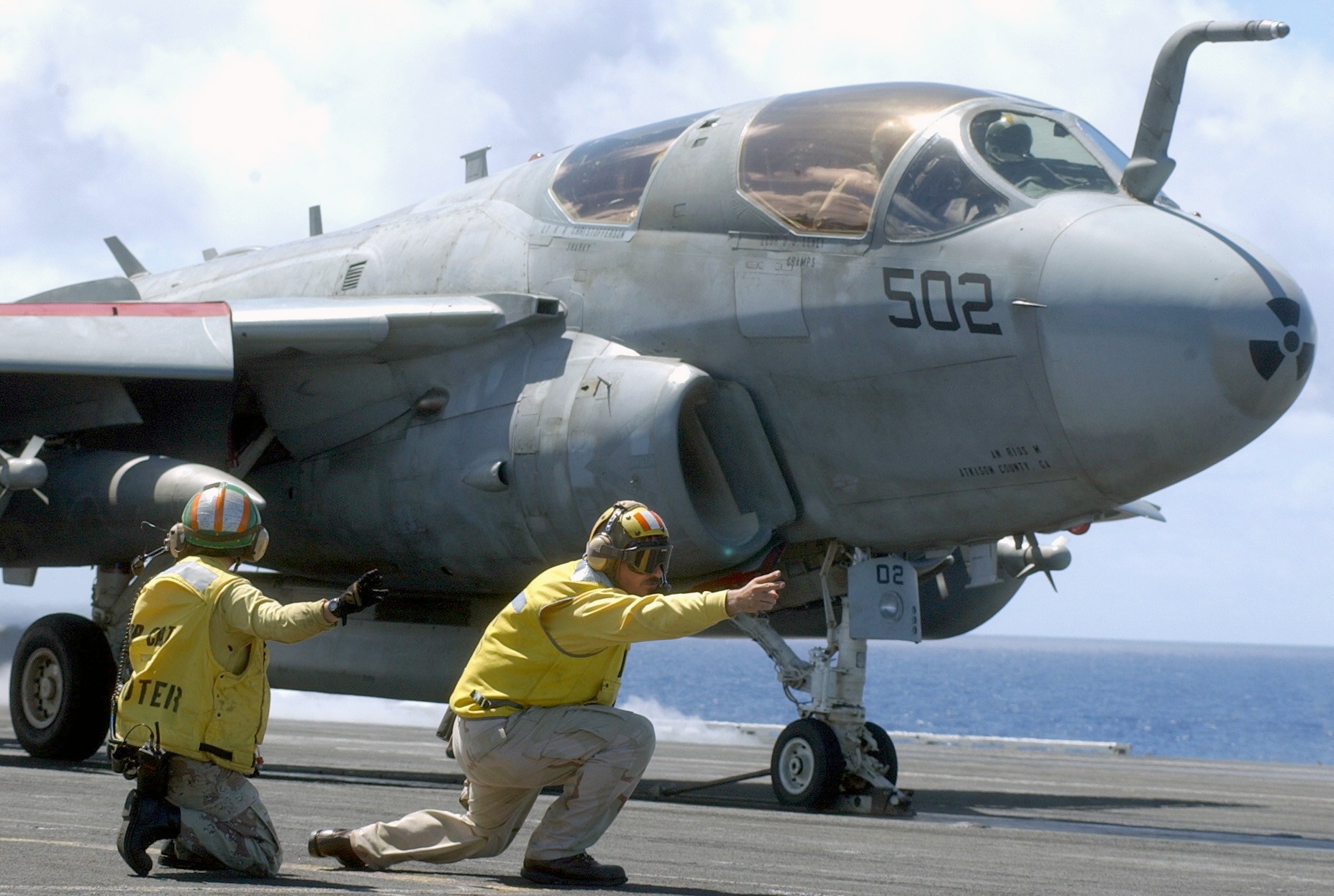 vaq-138 yellowjackets electronic attack squadron us navy ea-6b prowler carrier air wing cvw-9 uss carl vinson cvn-70 11