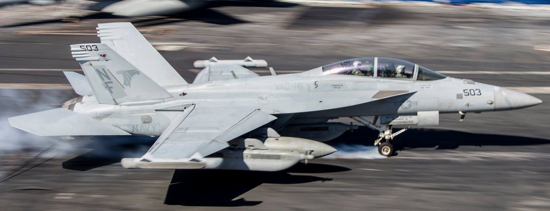 vaq-141 shadowhawks electronic attack squadron boeing ea-18g growler us navy cvw-5 uss ronald reagan cvn-76 79