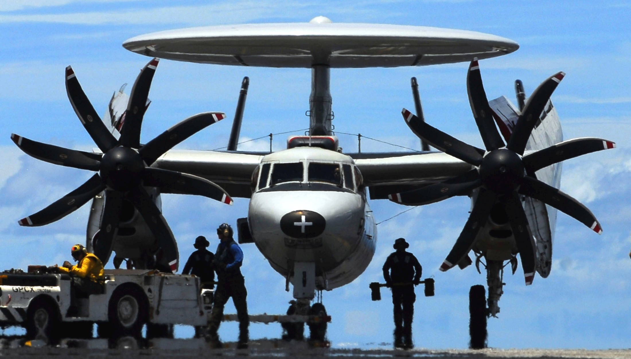 vaw-112 golden hawks carrier airborne early warning squadron us navy grumman e-2c hawkeye cvw-9 uss john c. stennis cvn-74 12