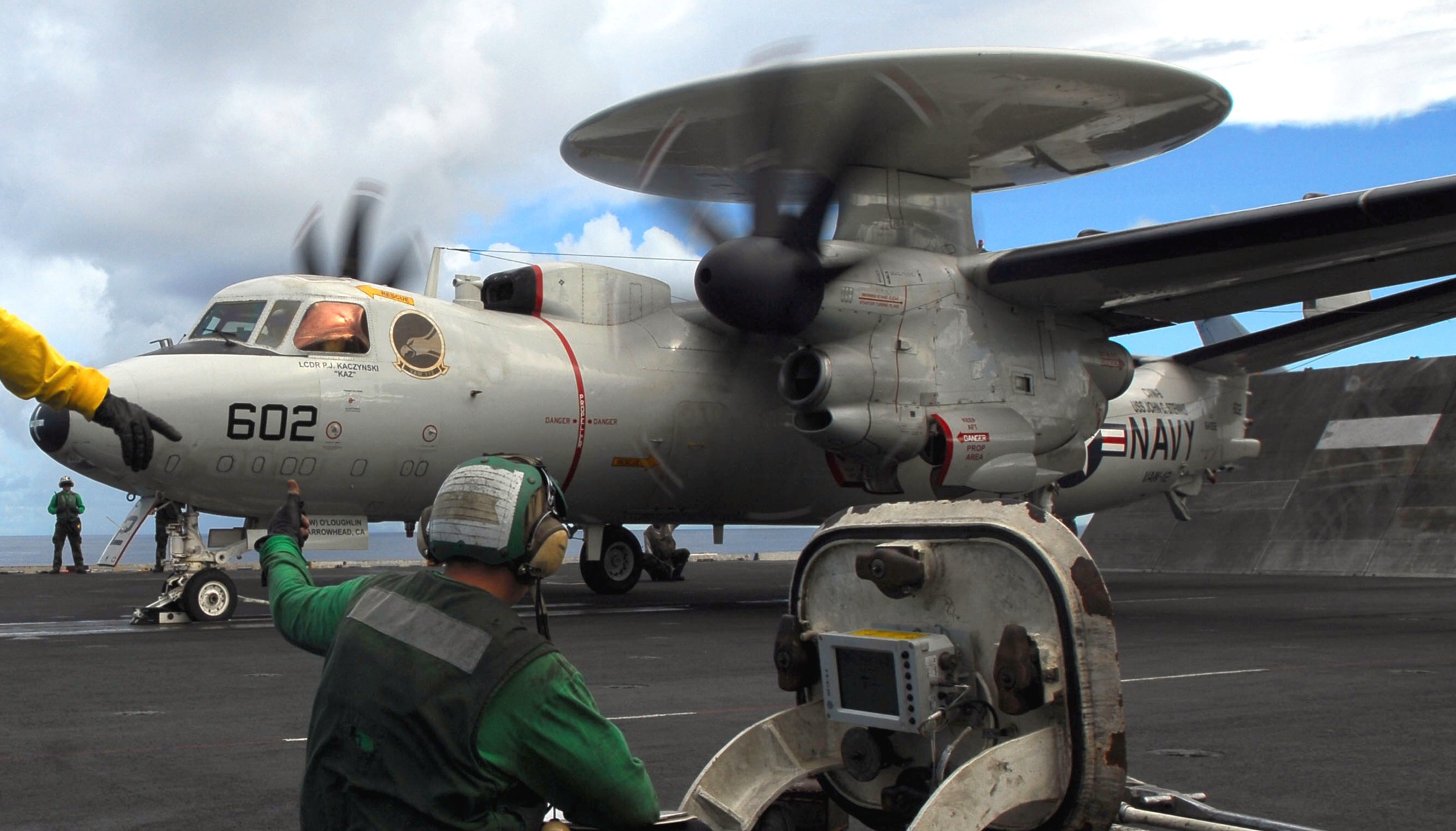 vaw-112 golden hawks carrier airborne early warning squadron us navy grumman e-2c hawkeye cvw-9 uss john c. stennis cvn-74 14