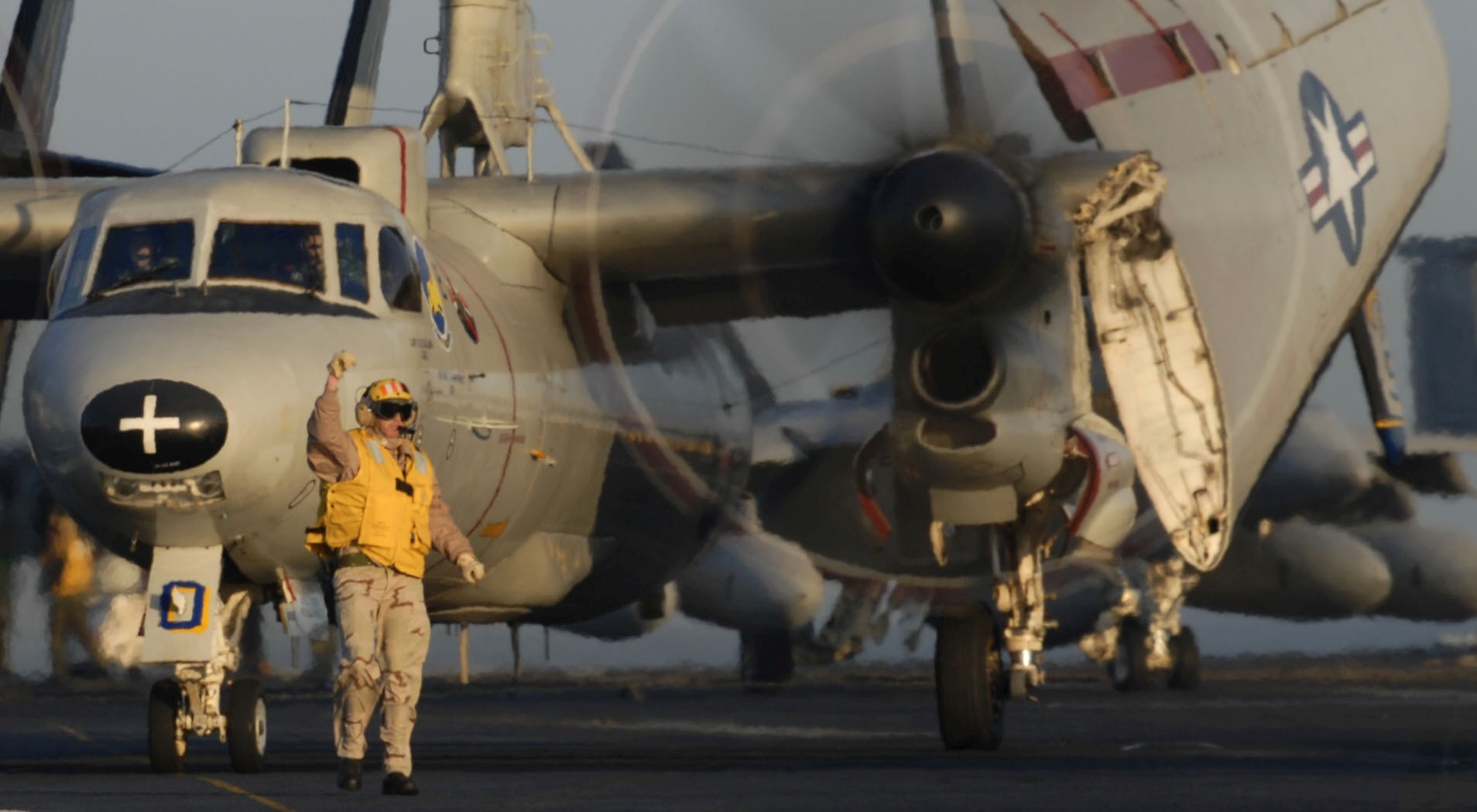 vaw-112 golden hawks carrier airborne early warning squadron us navy grumman e-2c hawkeye cvw-9 uss john c. stennis cvn-74 15