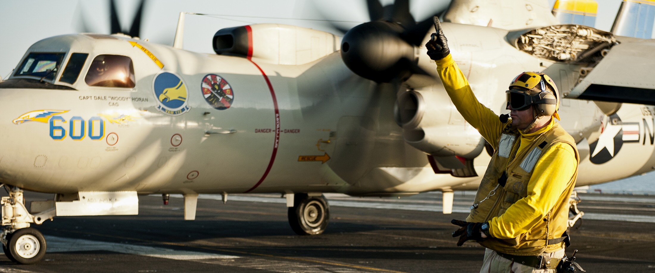 vaw-112 golden hawks carrier airborne early warning squadron us navy grumman e-2c hawkeye cvw-9 uss john c. stennis cvn-74 20