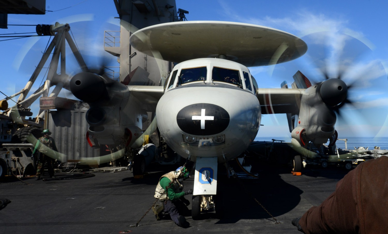 vaw-112 golden hawks carrier airborne early warning squadron us navy grumman e-2c hawkeye cvw-9 uss john c. stennis cvn-74 55