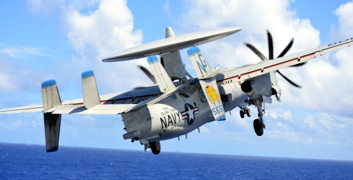 vaw-112 golden hawks carrier airborne early warning squadron us navy grumman e-2c hawkeye cvw-9 uss john c. stennis cvn-74 59