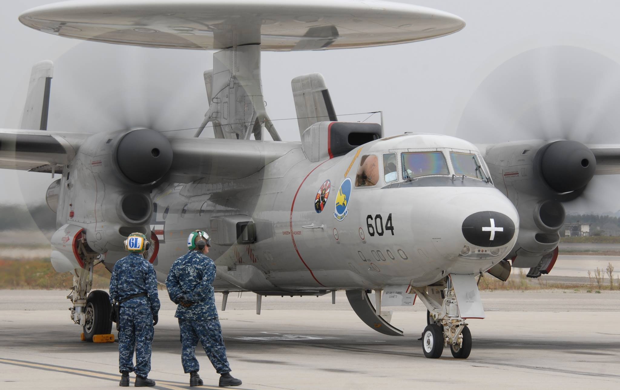 vaw-112 golden hawks carrier airborne early warning squadron us navy grumman e-2c hawkeye cvw-9 naval base ventura county point mugu nas california 83