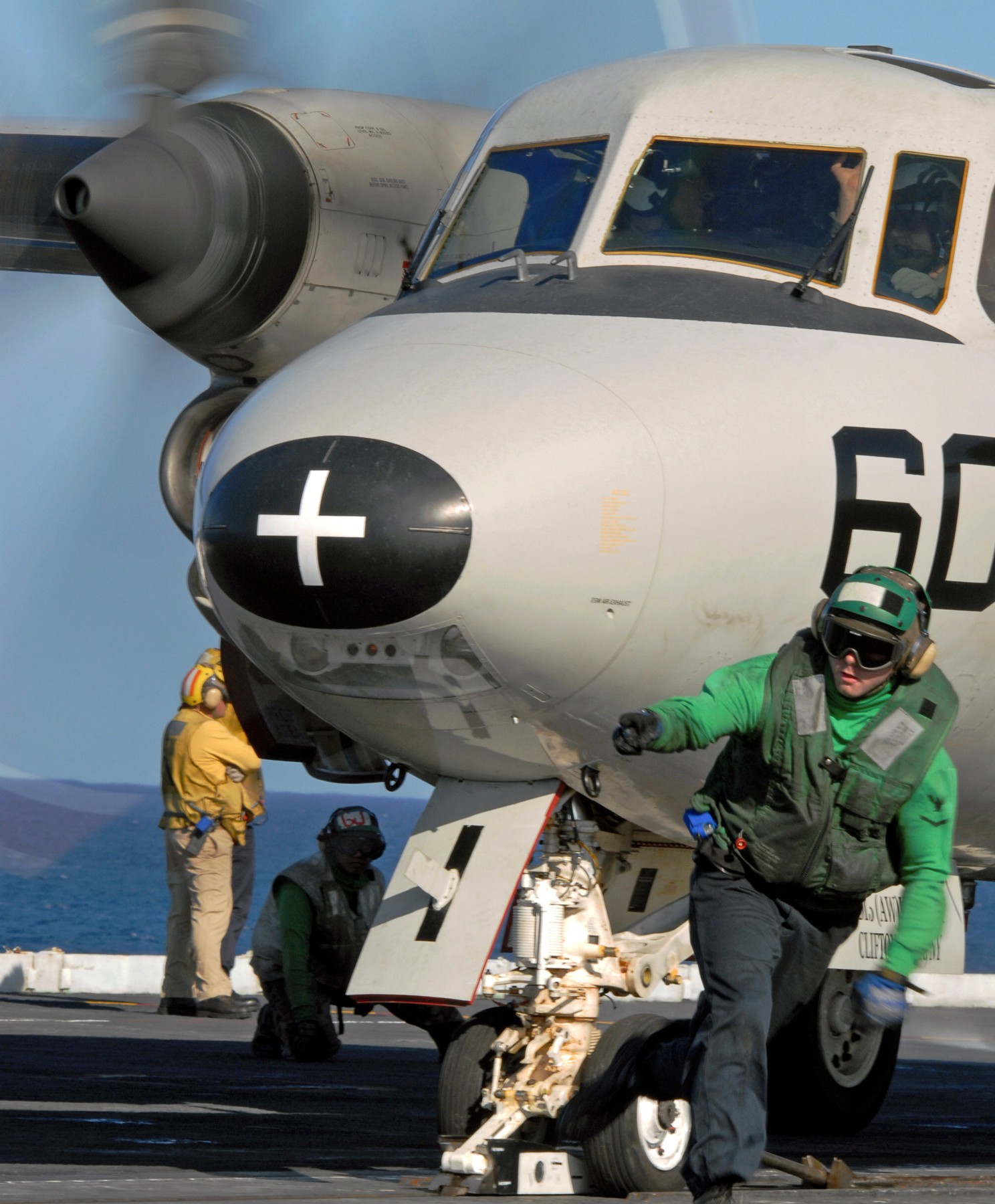 vaw-113 black eagles carrier airborne early warning squadron us navy grumman e-2c hawkeye cvw-14 uss ronald reagan cvn-76 08