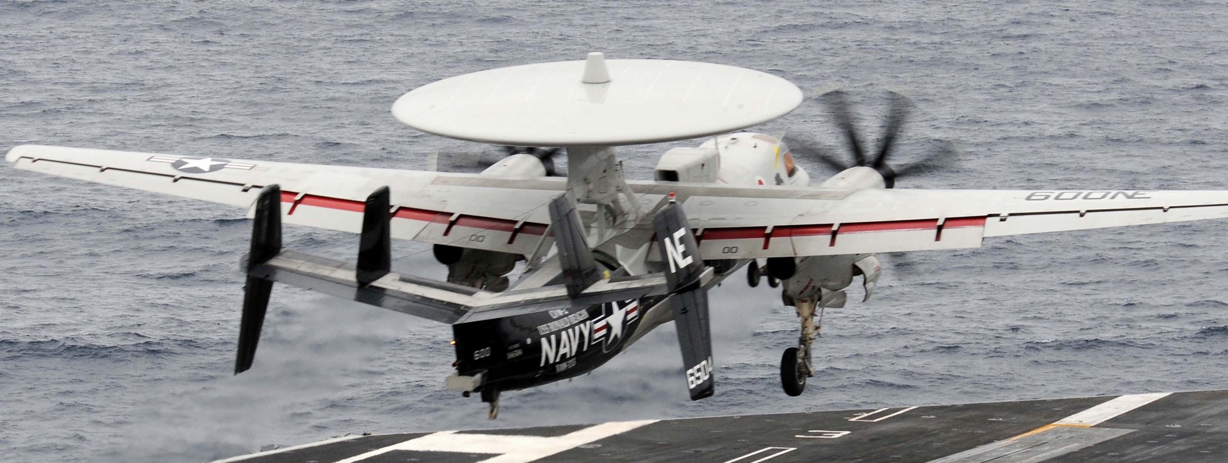 vaw-113 black eagles carrier airborne early warning squadron us navy grumman e-2c hawkeye cvw-2 uss ronald reagan cvn-76 18