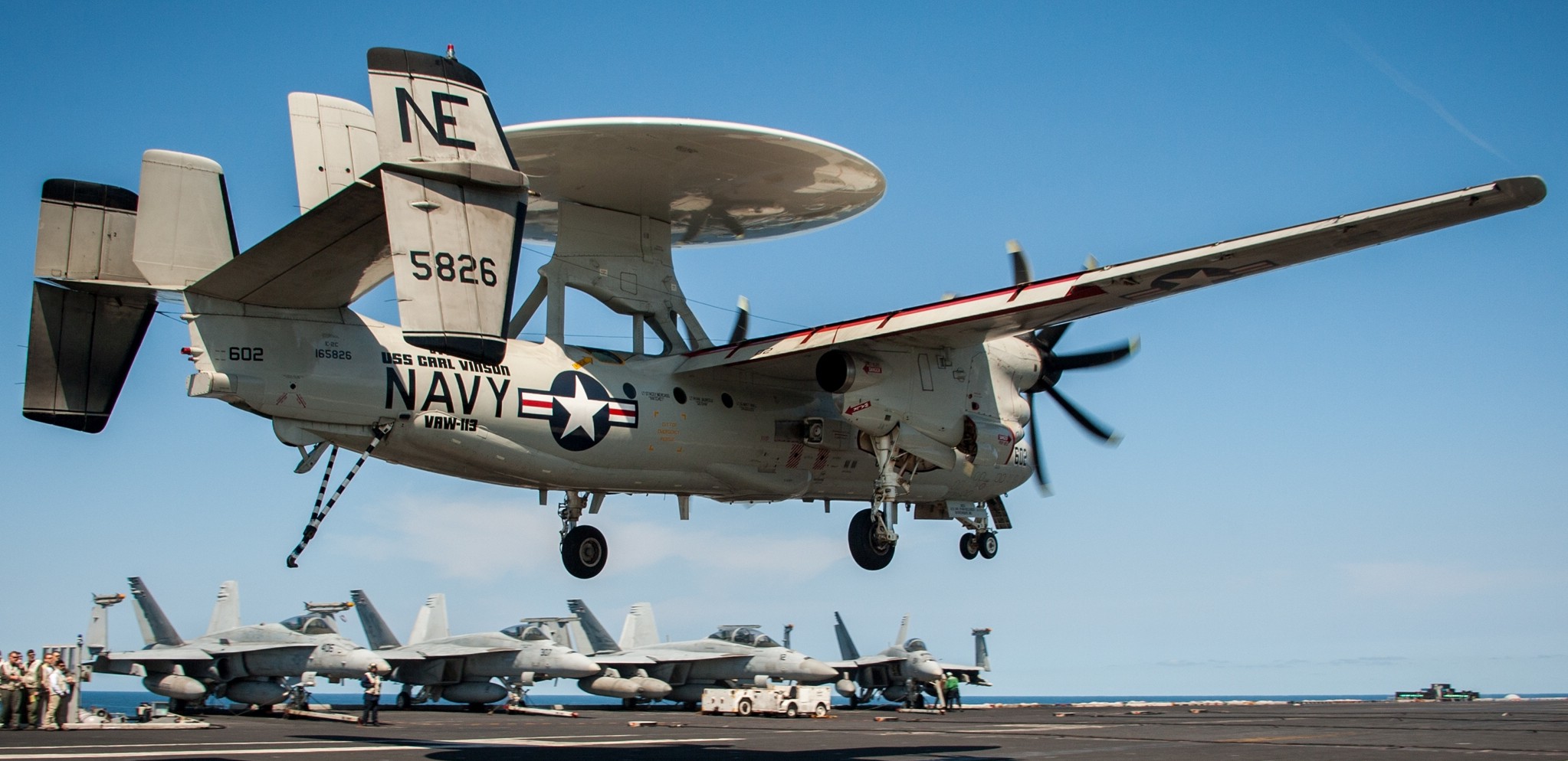 vaw-113 black eagles carrier airborne early warning squadron us navy grumman e-2c hawkeye cvw-2 uss carl vinson cvn-70 47