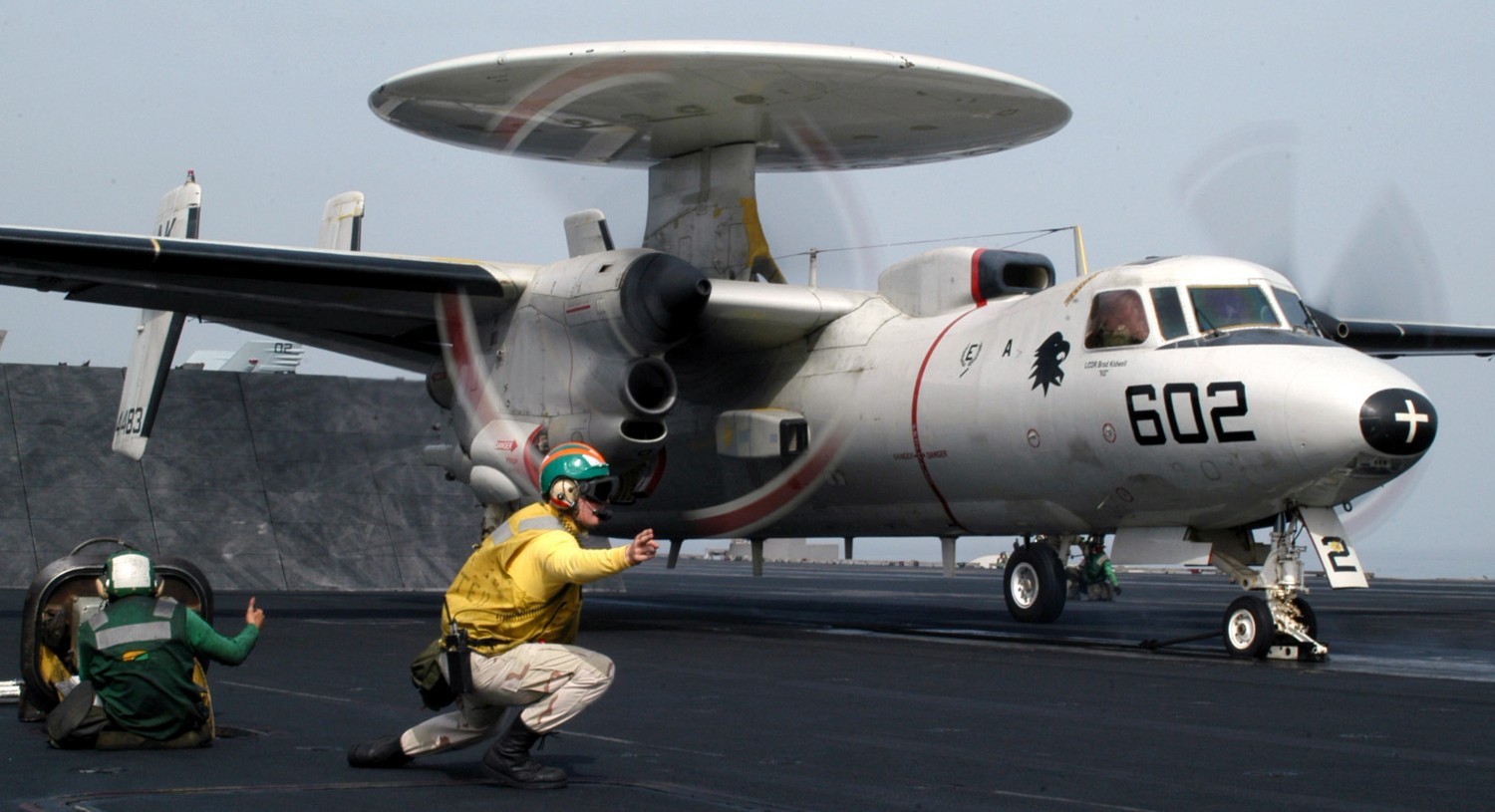vaw-113 black eagles carrier airborne early warning squadron us navy grumman e-2c hawkeye cvw-14 uss abraham lincoln cvn-72 108