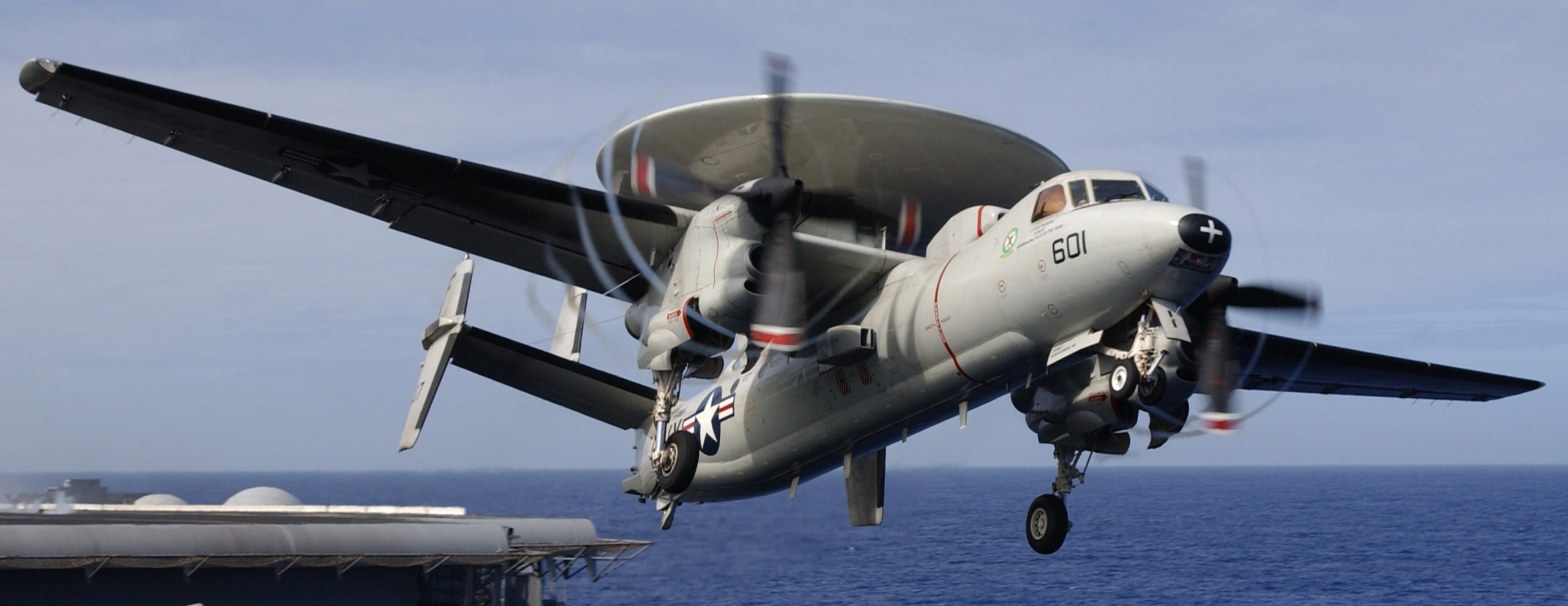 vaw-115 liberty bells carrier airborne early warning squadron us navy grumman e-2c hawkeye cvw-5 uss kitty hawk cv-63 16