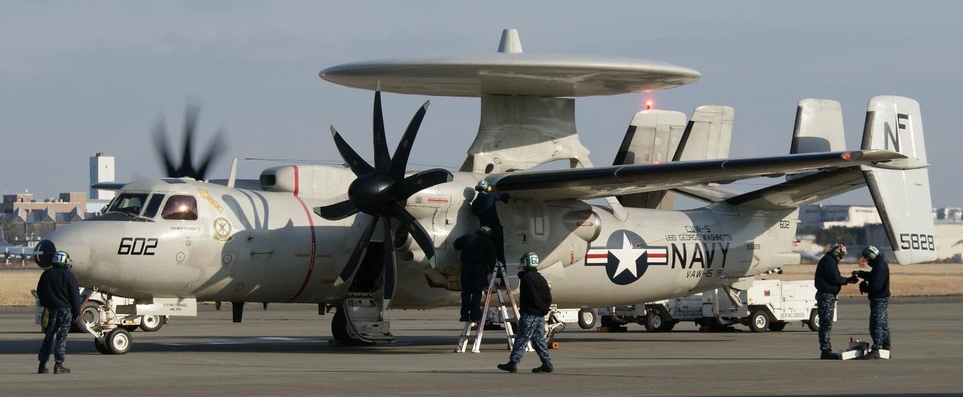 vaw-115 liberty bells carrier airborne early warning squadron us navy grumman e-2c hawkeye 2000 np cvw-5 naf atsugi 51