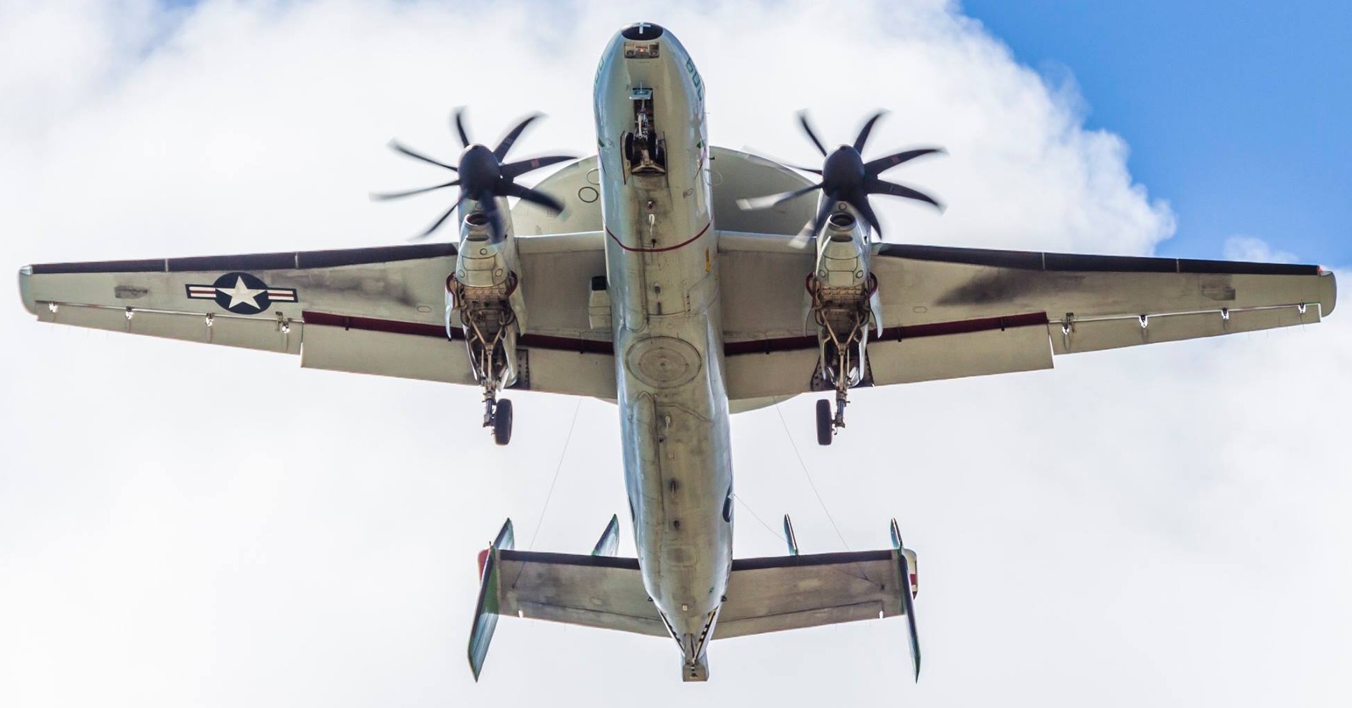 vaw-115 liberty bells carrier airborne early warning squadron us navy grumman e-2c hawkeye 2000 np cvw-5 uss ronald reagan cvn-76 88