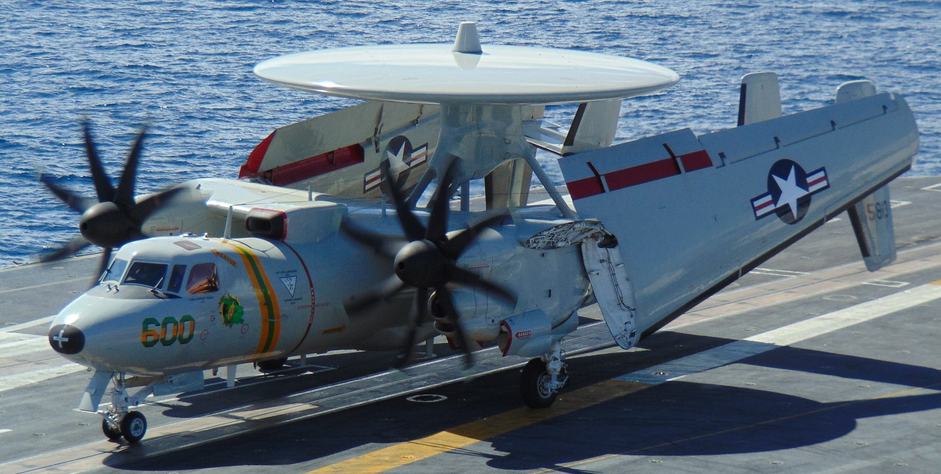 vaw-115 liberty bells airborne command and control squadron us navy grumman e-2c hawkeye cvw-11 uss theodore roosevelt cvn-71 127