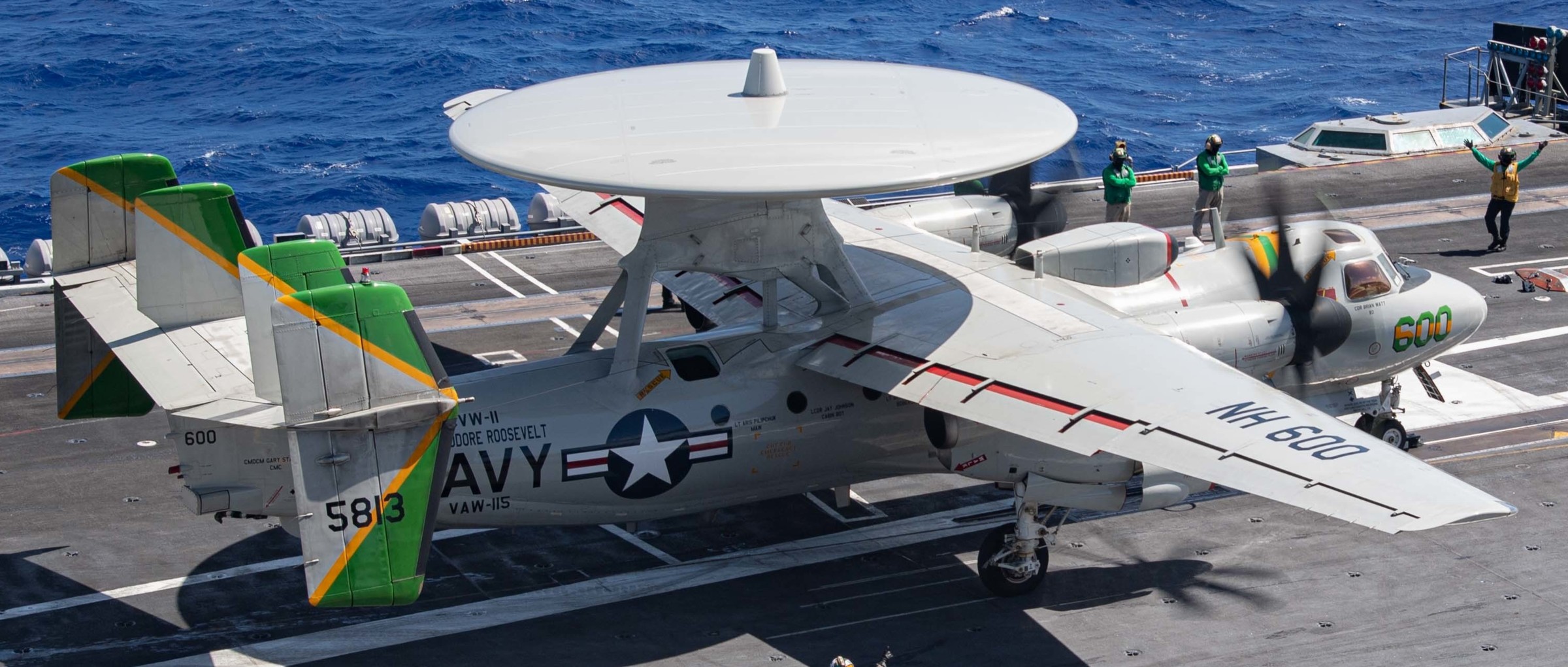 vaw-115 liberty bells airborne command and control squadron us navy grumman e-2c hawkeye cvw-11 uss theodore roosevelt cvn-71 134