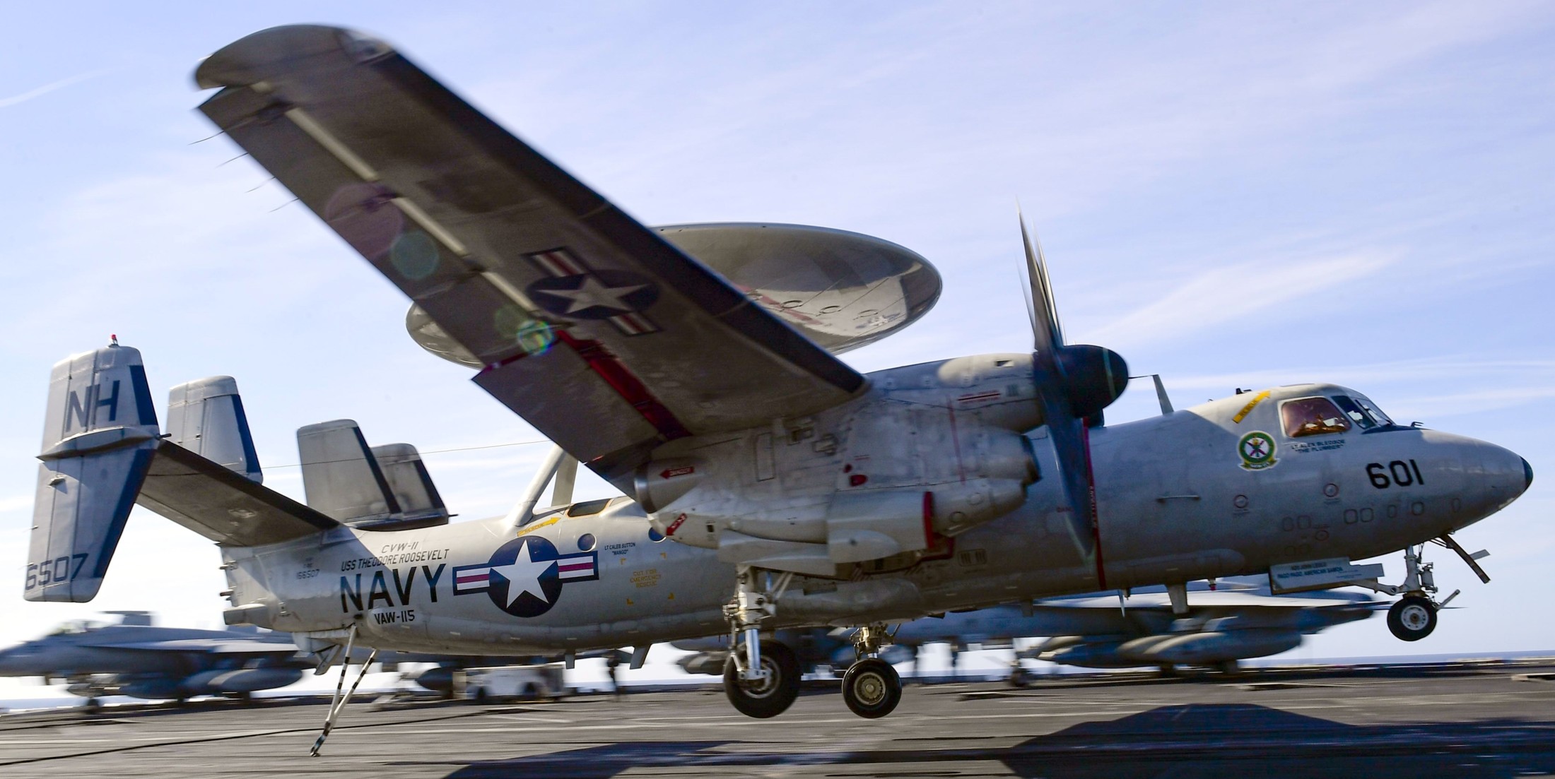 vaw-115 liberty bells airborne command and control squadron us navy grumman e-2c hawkeye cvw-11 uss theodore roosevelt cvn-71 149