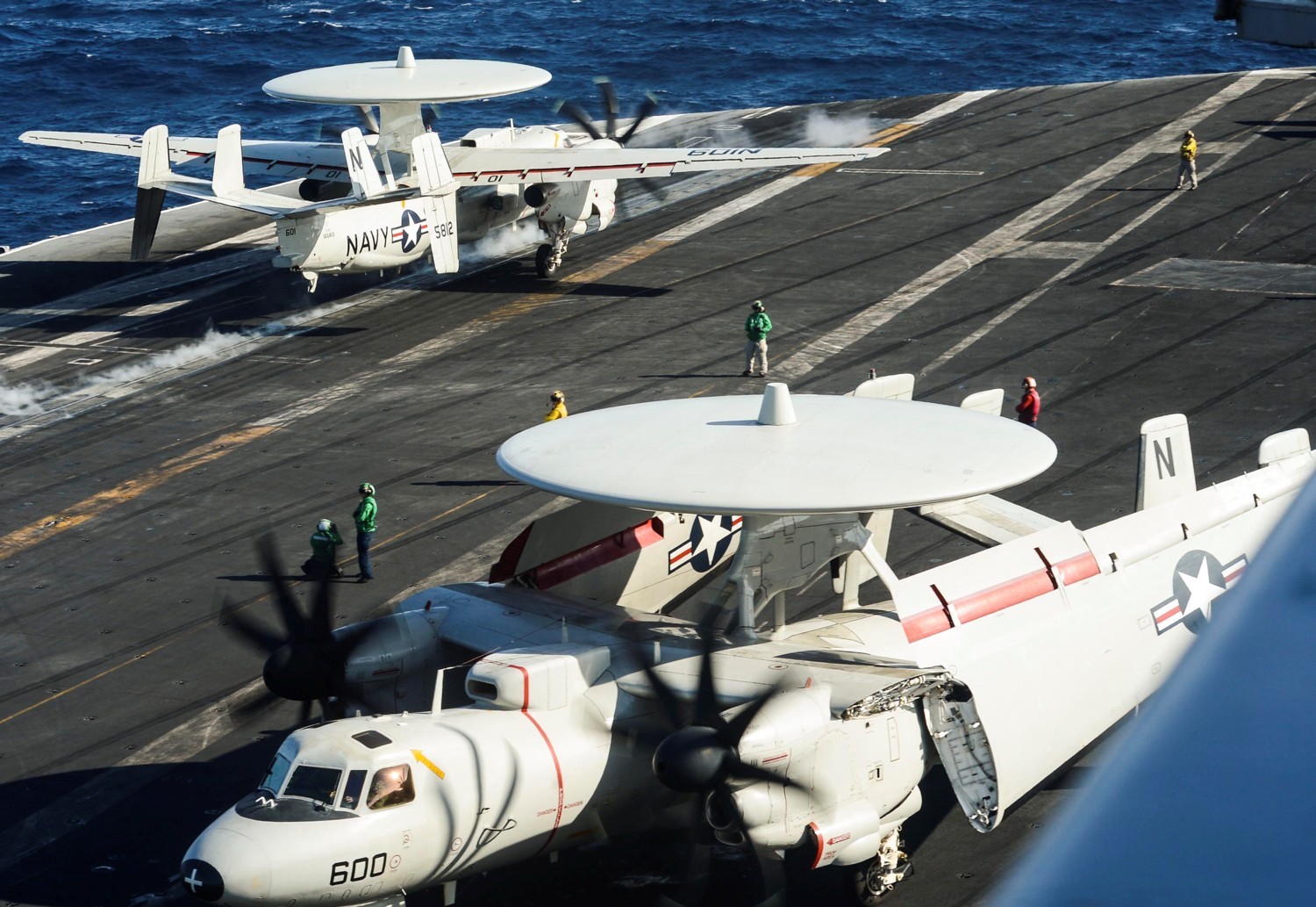 vaw-115 liberty bells carrier airborne early warning squadron us navy grumman e-2c hawkeye 2000 np cvw-5 uss nimitz cvn-68 plane swap 169