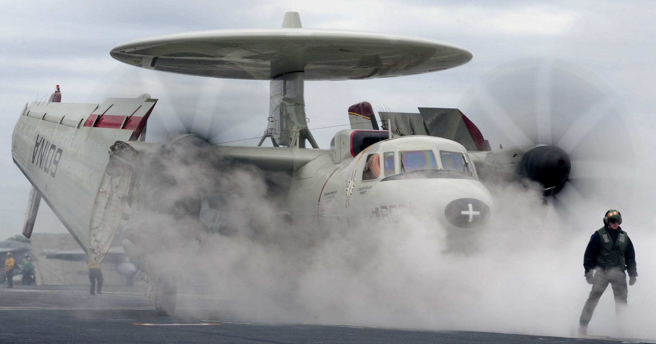 vaw-116 sun kings airborne command control squadron carrier early warning cvw-17 uss carl vinson cvn-70 34