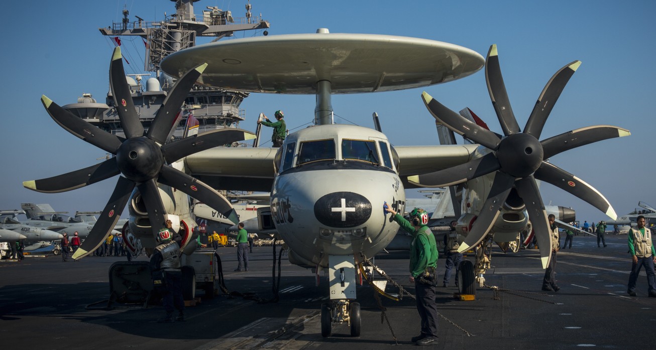 vaw-116 sun kings airborne command control squadron carrier early warning cvw-17 uss carl vinson cvn-70 48