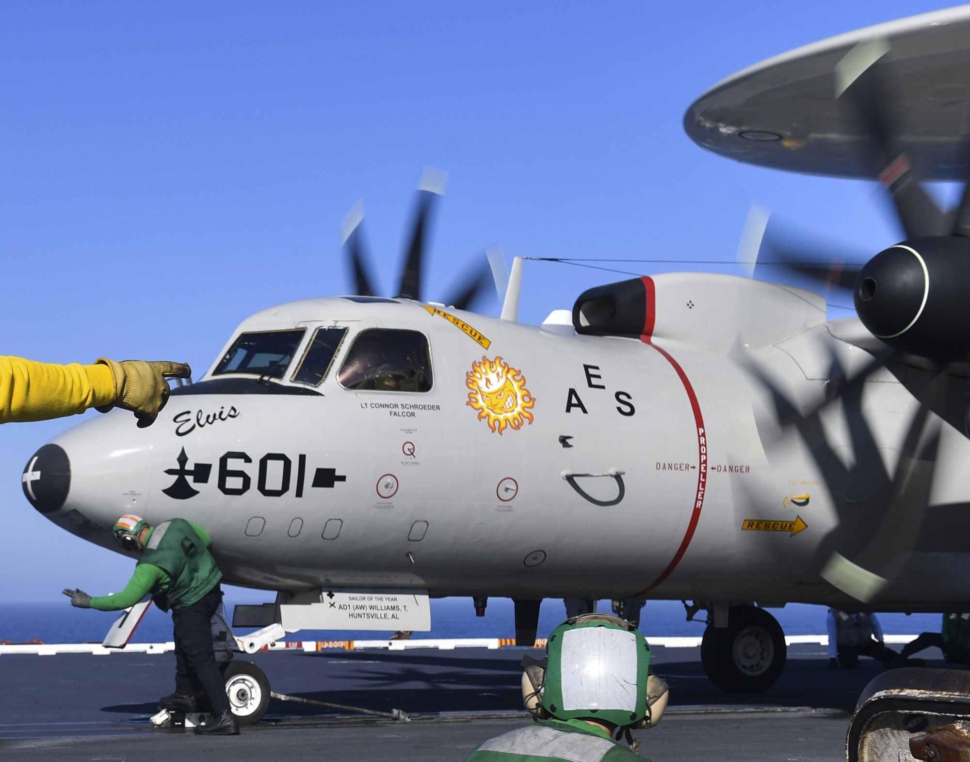 vaw-116 sun kings airborne command control squadron carrier early warning cvw-17 uss nimitz cvn-68 88